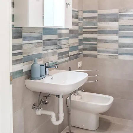 M367 - Marcelli, Nuovo Quadrilocale In Centro Fronte Mare Apartment Marcelli